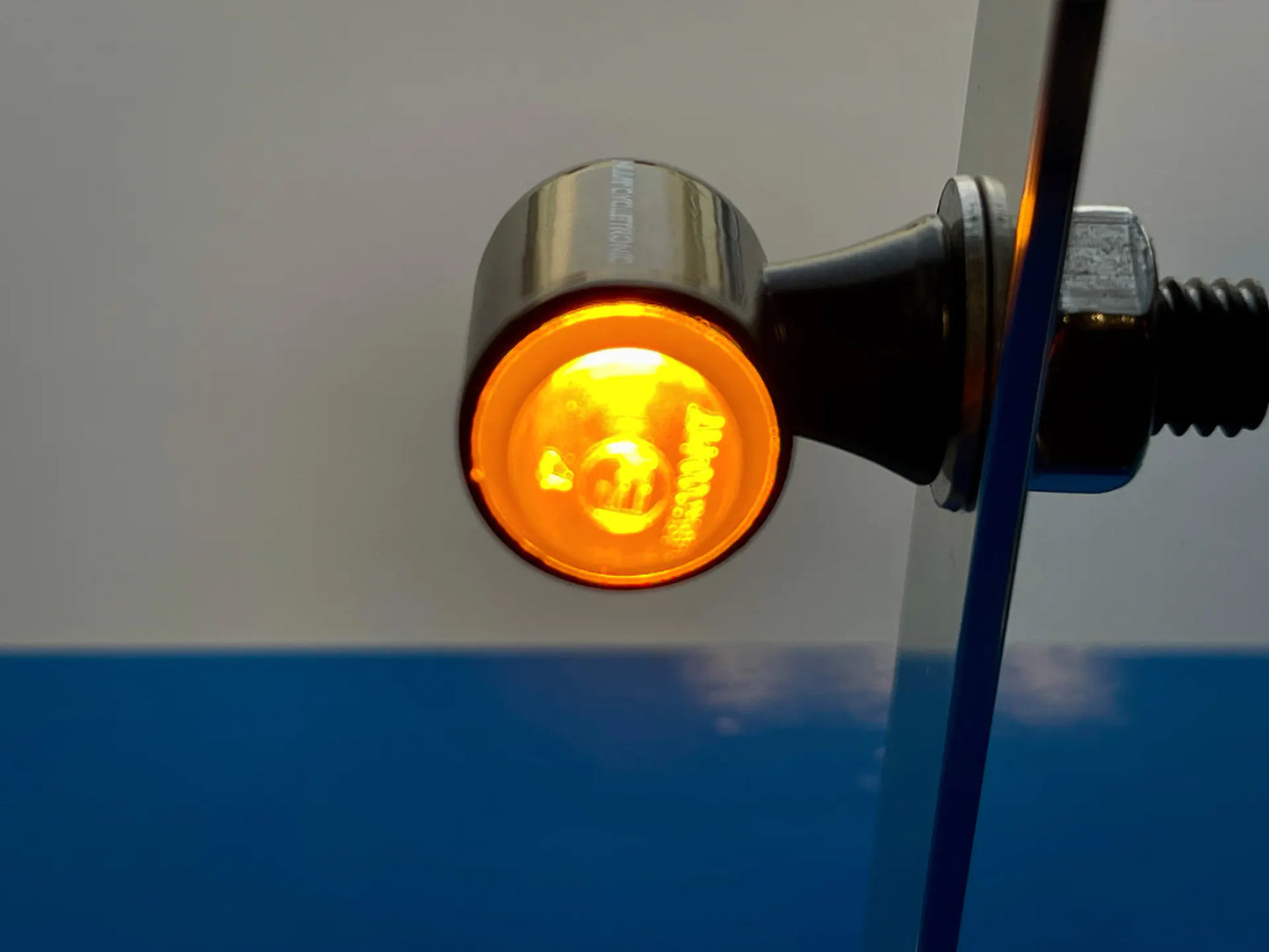 LEDX.R18YW Turn Signals + DRL